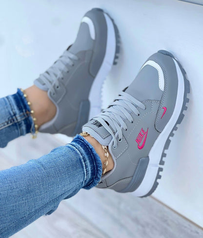 👟 Nike Trebol Dama – Comodidad y estilo que transforman tu caminar